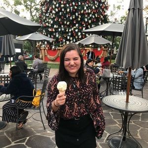 Meet your Posher, Erica